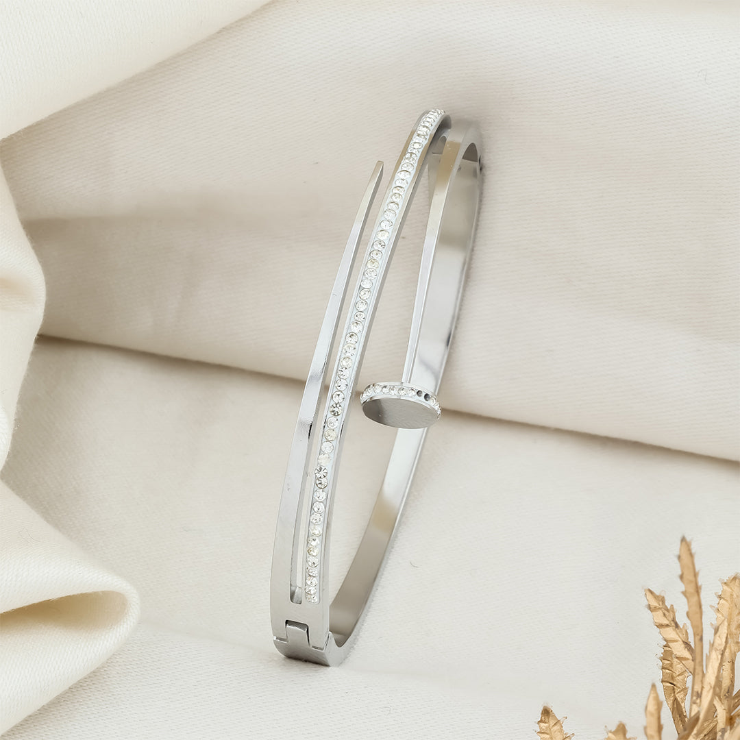 Silver plated Western twisted screw kada
