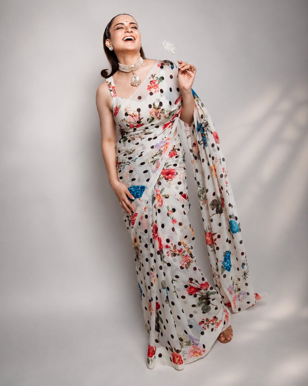 Kangana’s Polka Bloom Weigthless gorgette Saree