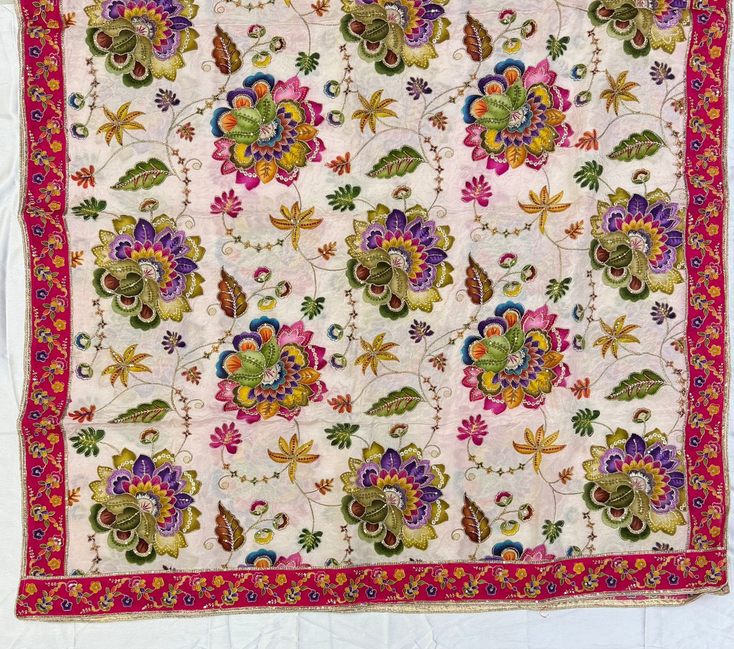 Pure Viscose Natural Crepe Dupatta – Floral Zari Elegance