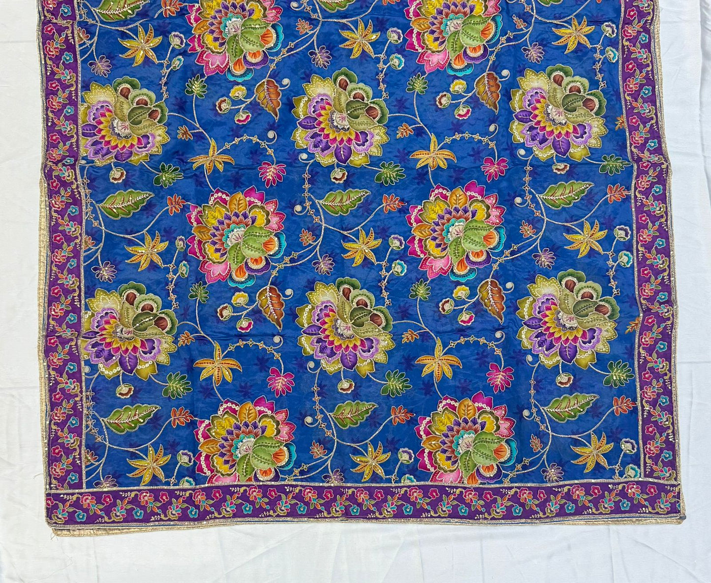 Pure Viscose Natural Crepe Dupatta – Floral Zari Elegance
