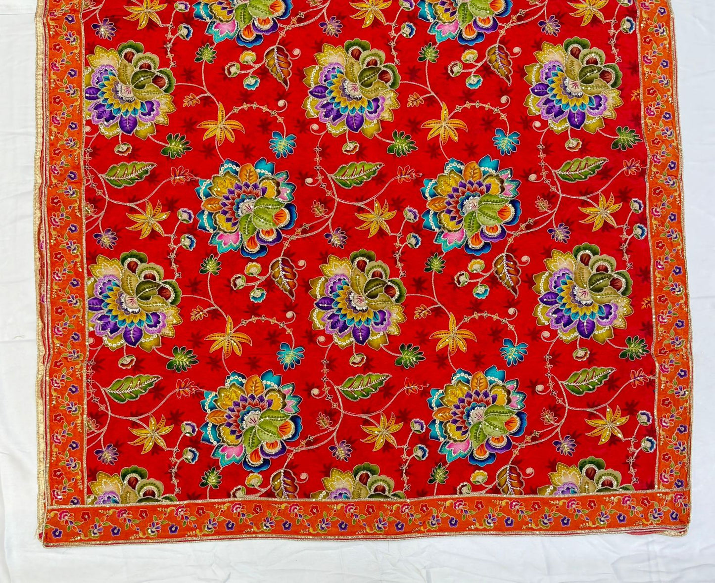 Pure Viscose Natural Crepe Dupatta – Floral Zari Elegance