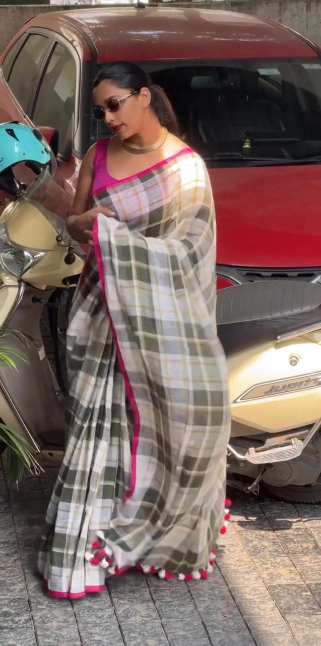 CHECKMATE – Cotton Linen Digital Print Saree