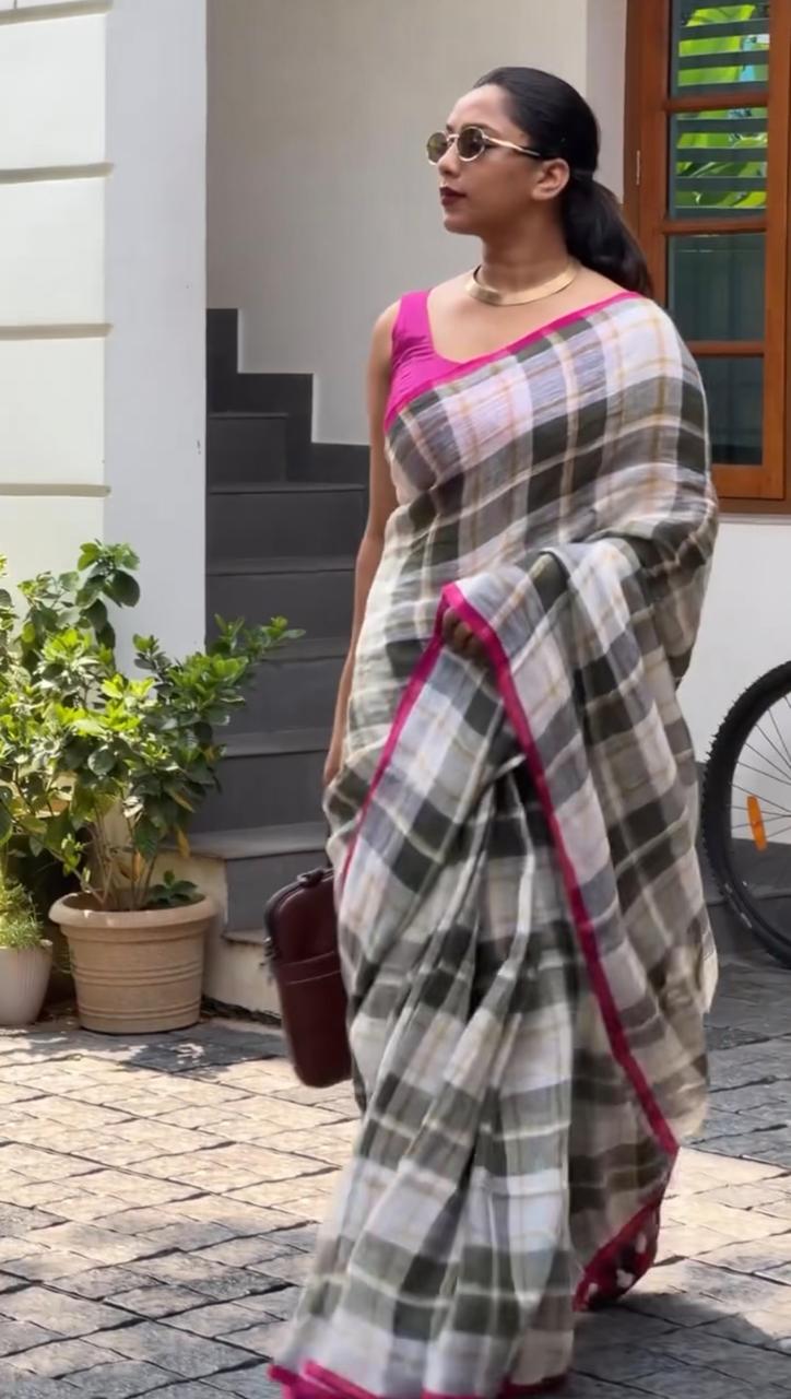 CHECKMATE – Cotton Linen Digital Print Saree