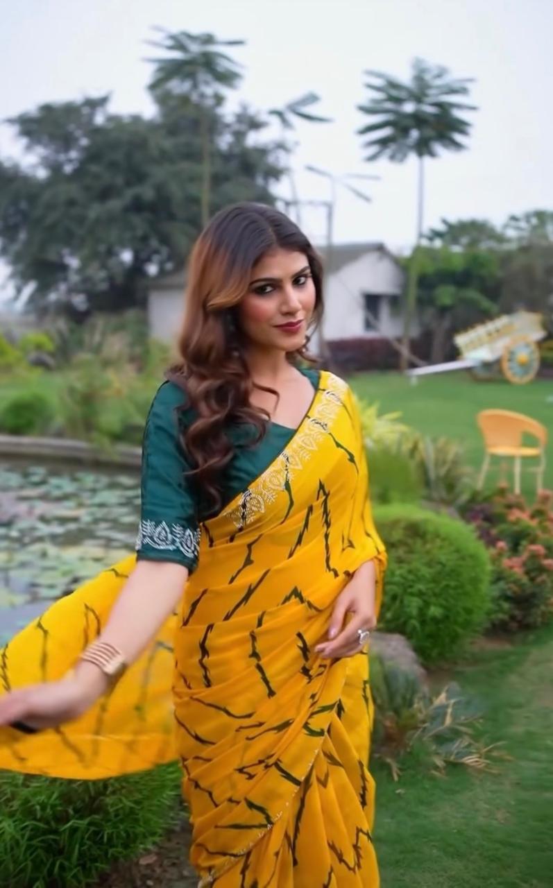 Sunshine Waves – Weightless Georgette Designer Saree
