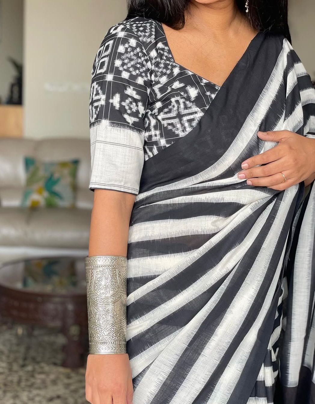 Ikat Stripe - Cotton Linen Saree