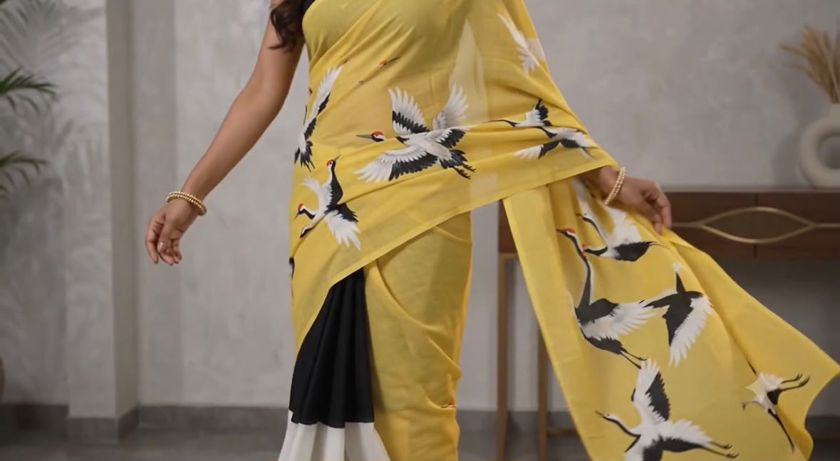 Skyward Grace – Cotton Linen Bird Print Saree
