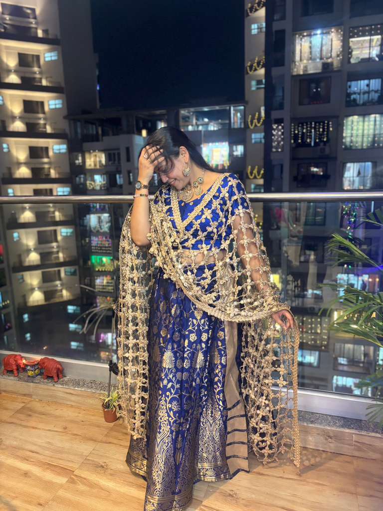 Trending sheesh mirror dupatta