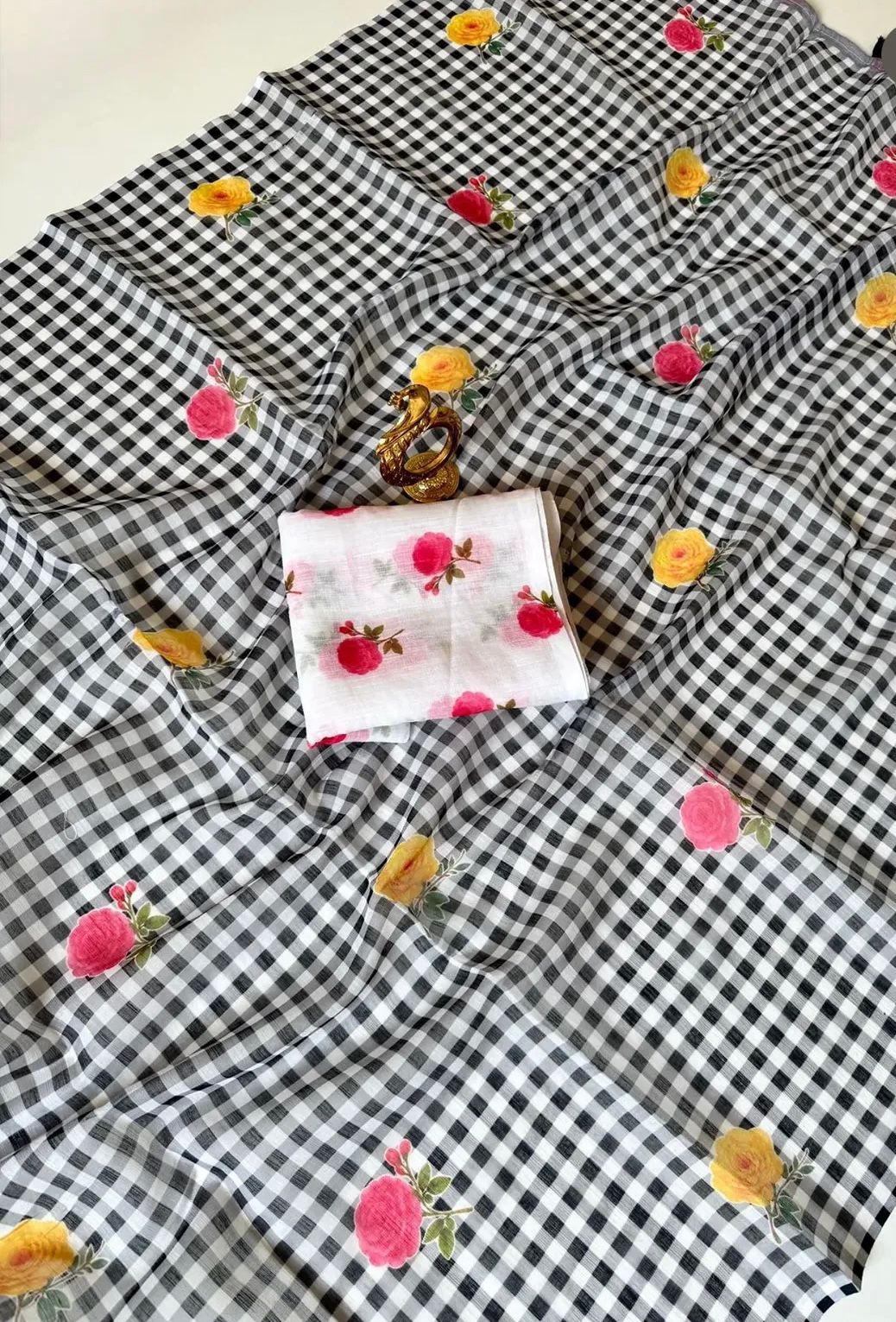 Cotton Linen Checks floral saree